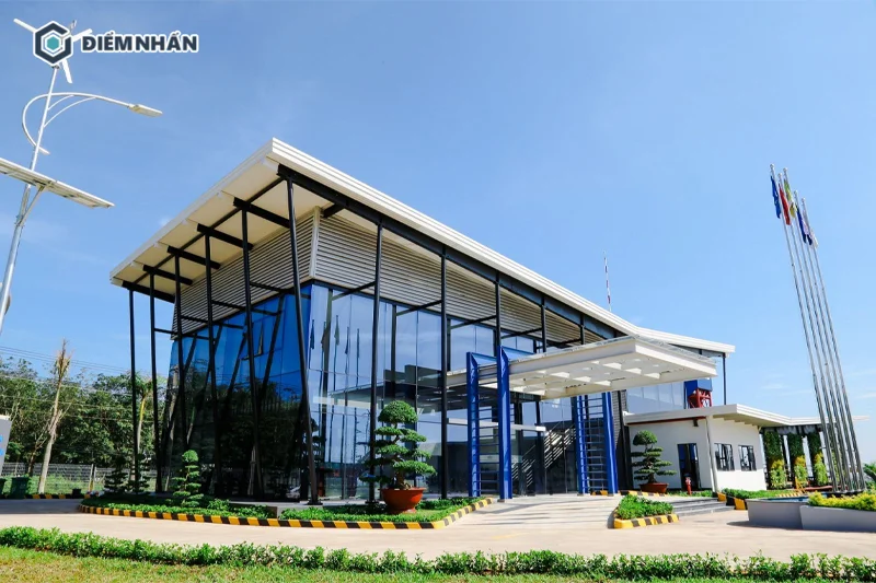 Khi thiết kế văn phòng công ty Logistics, chủ doanh nghiệp cần chú ý đến vị trsi và cơ sở hạ tầng