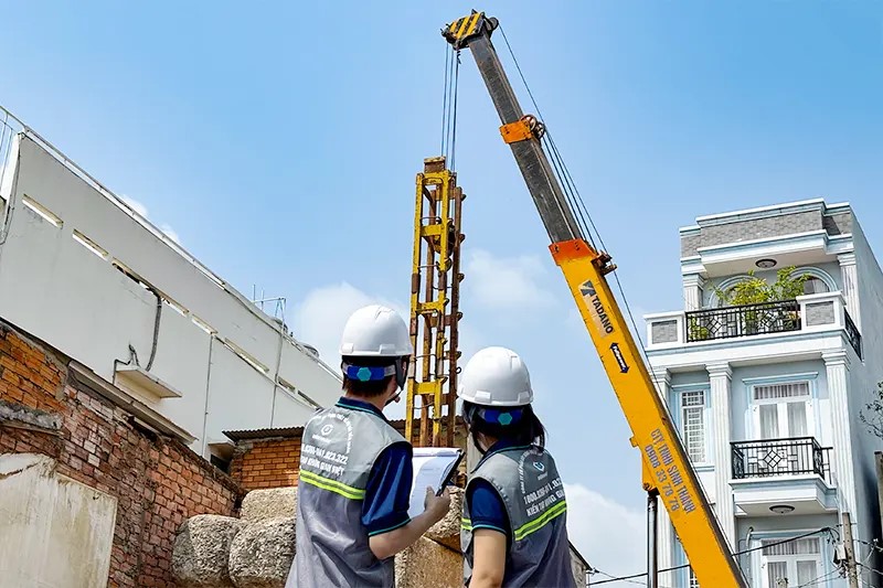 Kèm theo ưu đãi và miễn phí khảo sát giúp khách hàng 