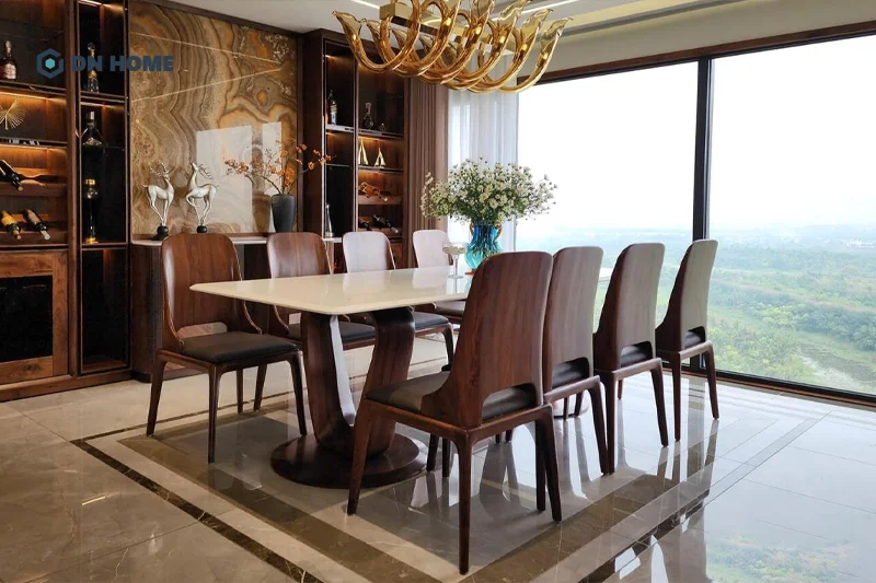 Để giữ được độ bền đẹp của bộ bàn ghế ăn gỗ óc chó bạn cần vệ sinh thường xuyên, sau mỗi bữa ăn