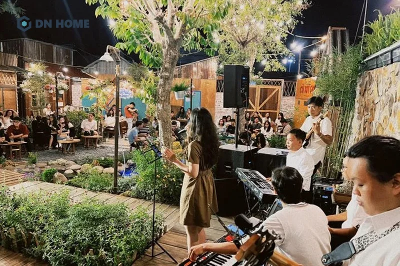 Cần xác định khách hàng mục tiêu để lựa chọn phong cách thiết kế cafe acoustic phù hợp