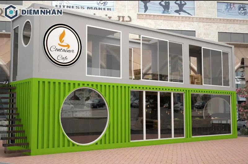 Thiết kế cửa kính giúp cho không gian bên trong quán cafe container trở nên rộng rãi, thoáng đãng hơn