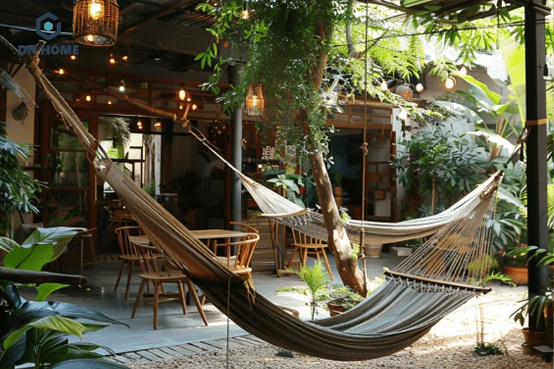 Yếu tố riêng tư cũng được chú trọng khi thiết quá quán cafe võng để đảm bảo sự thoải mái