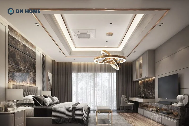 Mẫu trần thạch cao kết hợp đèn chùm được và chất liệu kim loại mạ vàng tạo nên vẻ đẹp sang trọng