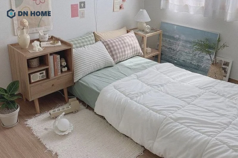 Nếu yêu thích sự tối giản, gọn gàng thì thảm trơn sẽ là lựa chọn hợp lý cho phòng ngủ không giường