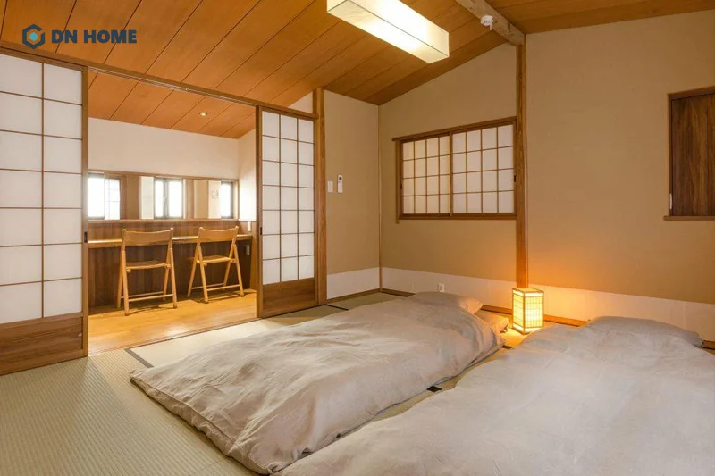 Thay vì giường, nệm futon thường được sử dụng trong thiết kế phòng ngủ Nhật Bản không cần giường
