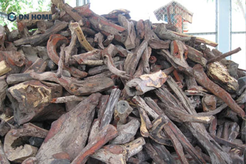 Gỗ trắc dây không được đánh giá quá cao về tính thẩm mỹ và độ bền, thường được sử dụng làm nội thất phổ thông