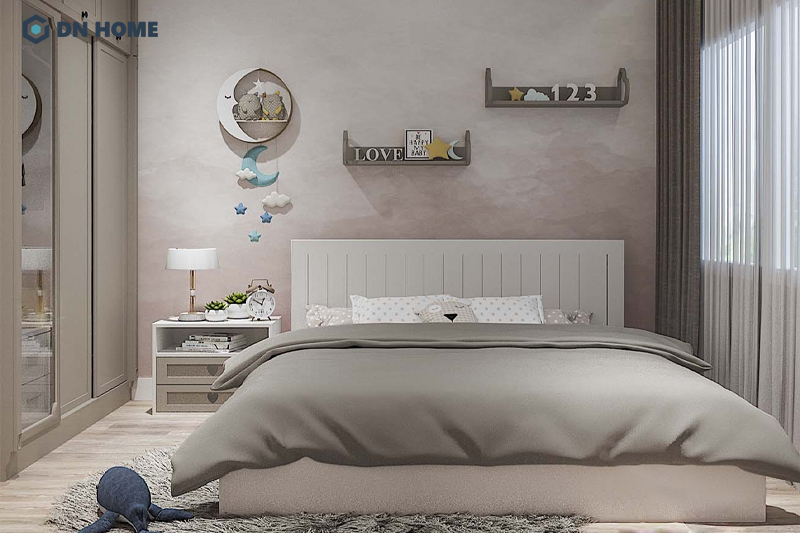 Không gian phòng ngủ thiết kế sinh động với các chi tiết trang trí đơn giản nhưng hiệu quả thẩm mỹ cao