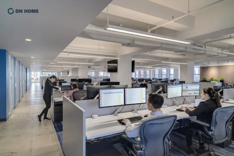 Sử dụng màu sắc là cách đơn giản nhất để thể hiện bản sắc thương hiệu trong thiết kế văn phòng chứng khoán