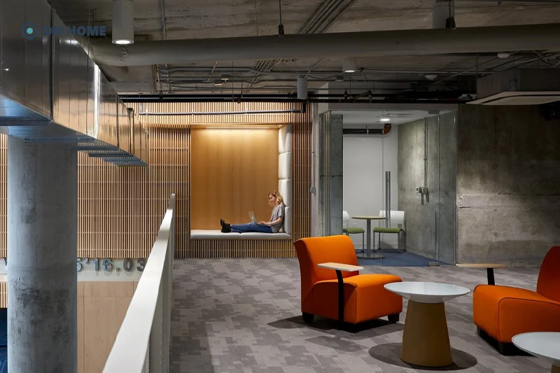 Không gian làm việc linh hoạt trong văn phòng ViaSat giúp nhân viên làm việc hiệu quả, hạn chế căng thẳng