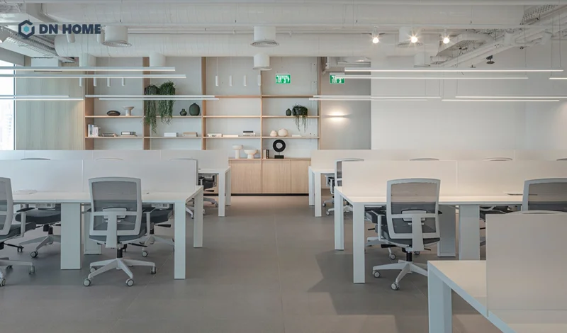 Chủ doanh nghiệp mệnh Kim nên ưu tiên thiết kế văn phòng với gam màu trắng, bạc làm chủ đạo