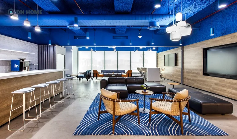 Văn phòng làm việc màu xanh dương làm chủ đạo phù hợp với chủ doanh nghiệp mệnh Thuỷ