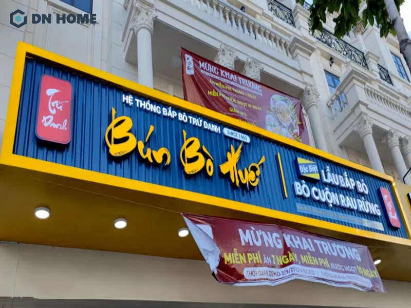 Quán bún, phở lựa chọn phông chữ nghệ thuật dễ đọc