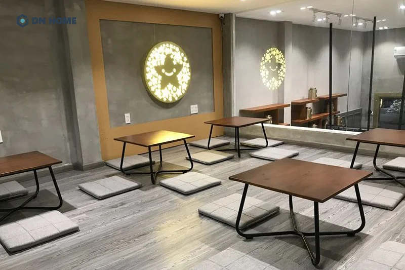 Bàn bệt gấp gọn được là lựa chọn tối ựu cho các quán trà sữa có diện tích khiêm tốn