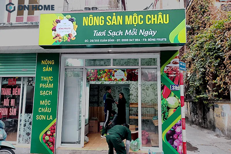 Bạt hiflex có ưu điểm giá thành rẻ nên phù hợp với những cửa hàng thực phẩm mini, nhỏ