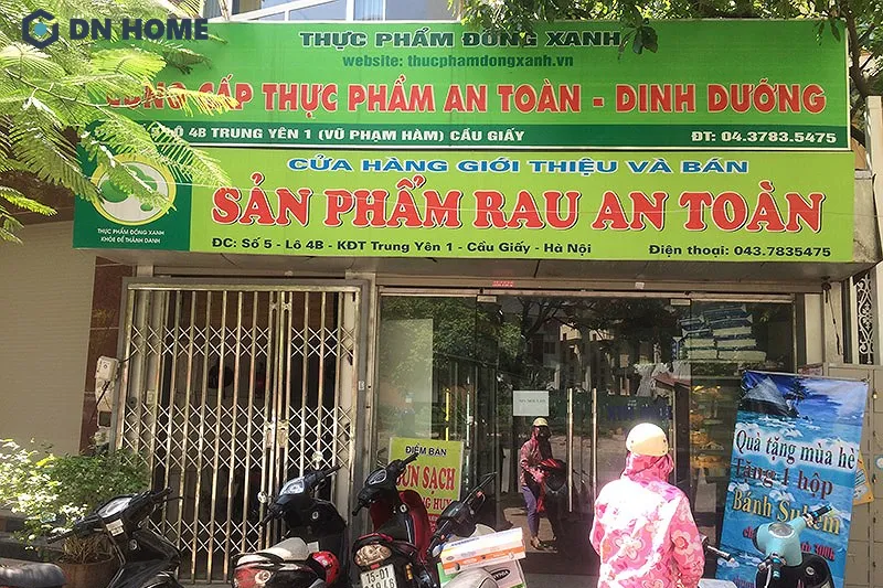 Nội dung biển báo cần thể hiện được chính xác thông tin một cách cô đọng để nâng cao nhận diện thương hiệu