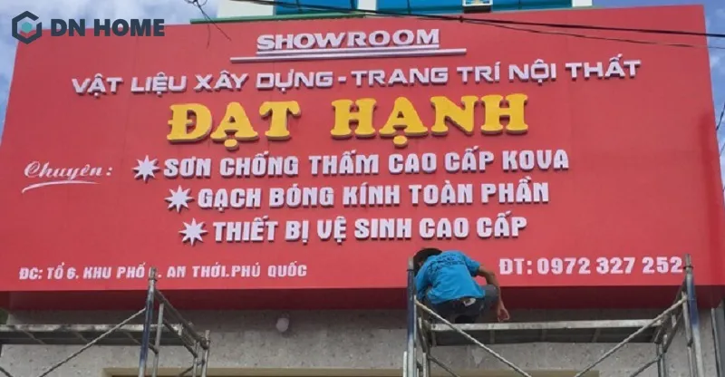 Thiết kế bảng hiệu nội thất cần đồng bộ với các yếu tố nhận diện thương hiệu