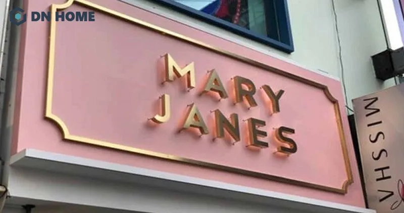 Kích thước chữ trên biển hiệu lớn giúp khách hàng dễ quan sát