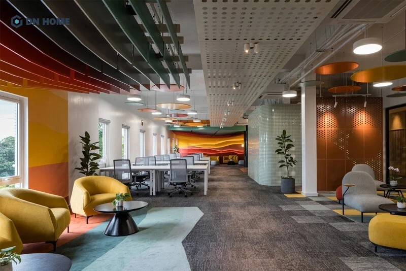 Không gian làm việc mở phân chia các phòng ban rõ ràng