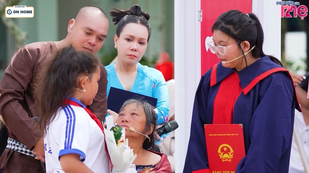 Ước dì Hoàng trở thành hiện thực, làm cả trường quay như vỡ òa, xúc động