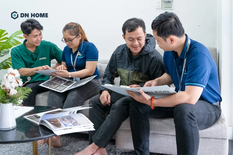 Việc tư vấn báo giá chính xác giúp chủ doanh nghiệp nắm rõ được ngân sách đầu tư cần chuẩn bịViệc tư vấn báo giá chính xác giúp chủ doanh nghiệp nắm rõ được ngân sách đầu tư cần chuẩn bị