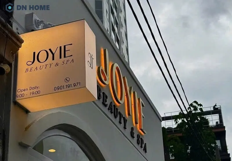 Thiết kế bảng vẫy spa dễ dàng thu hút sự chú ý của khách hàng