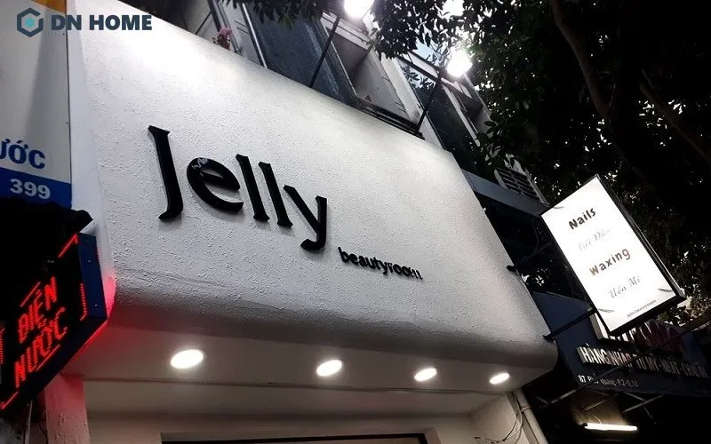 Thiết kế bảng hiệu spa đơn giản