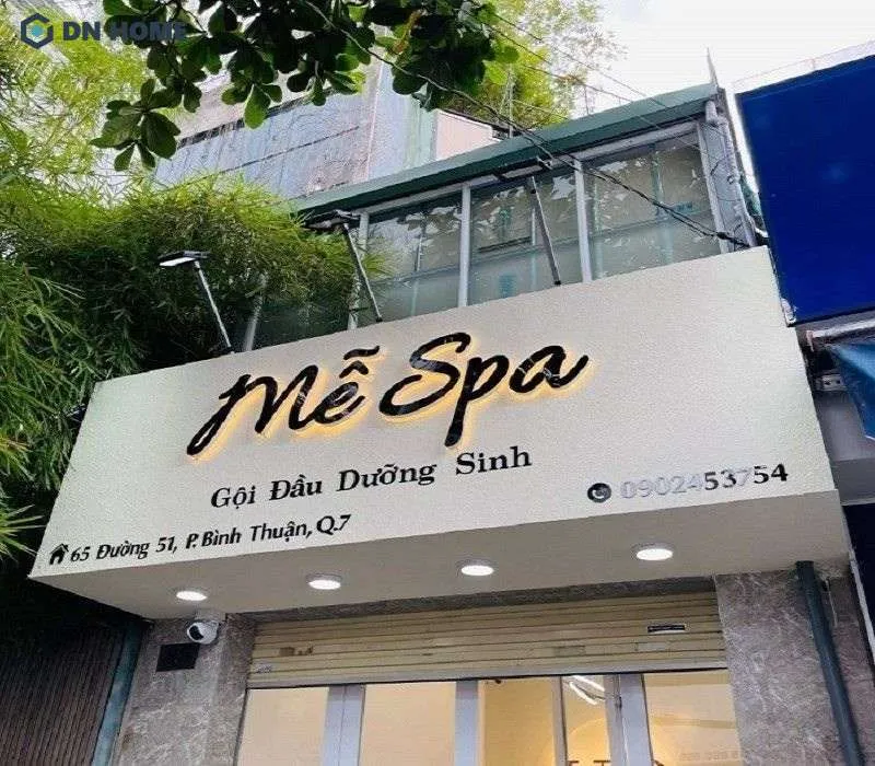 Thiết kế bảng hiệu spa mica chữ nổi là lựa chọn phổ biến cho các spa hiện đại nhờ tính thẩm mỹ và độ bền cao