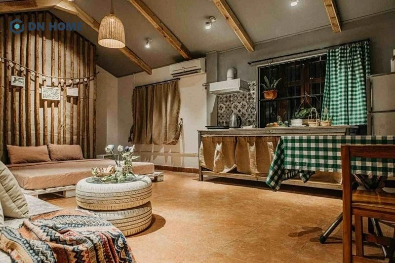 Sử dụng gỗ hoặc các gam màu trầm ấm để làm nổi bật không gian