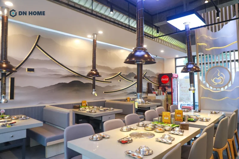 Nhà hàng BBQ thiết kế theo phong cách Nhật Bản kết hợp hiện đại với gam màu xám chủ đạo