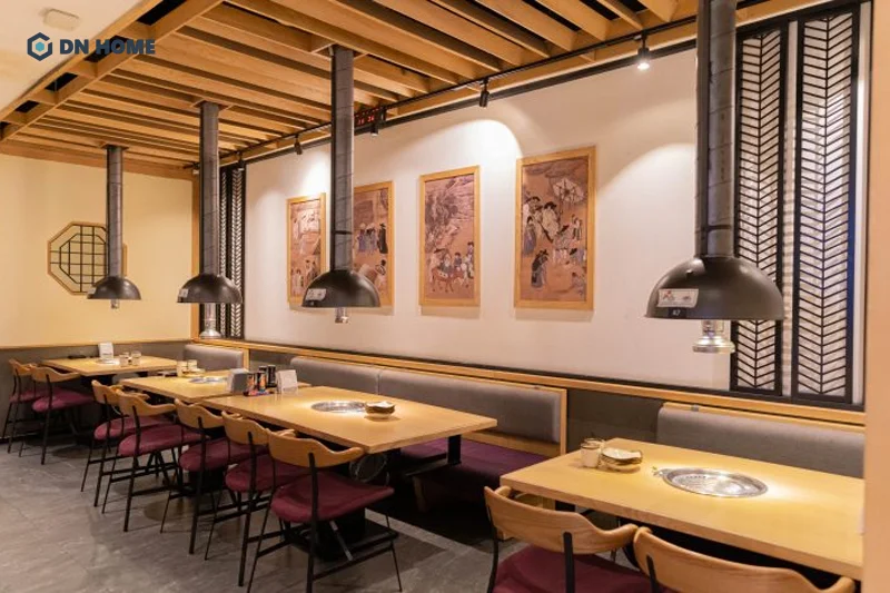 Chất liệu gỗ thường được sử dụng trong thiết kế nội thất nhà hàng BBQ