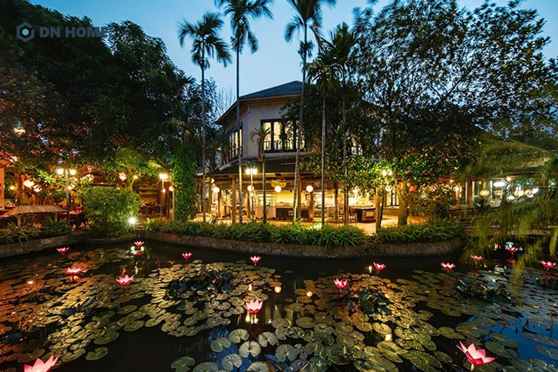 Cảnh quan nhà hàng sân vườn giúp tăng tính thẩm mỹ, thu hút khách hàng