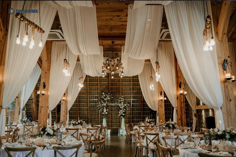 Phong cách rustic mang đến không gian đám cưới mộc mạc, gần gũi và lãng mạn