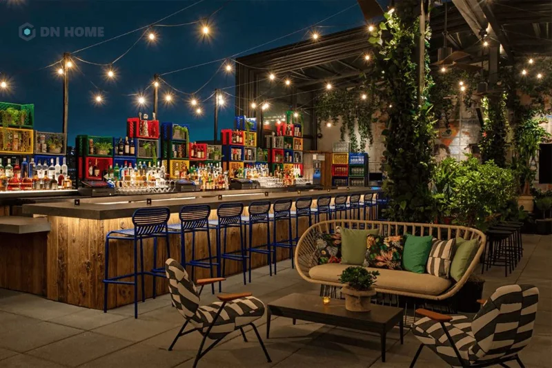 Quầy pha chế ngoài trời thường được thiết kế với kiểu dáng đơn giản, tinh tế