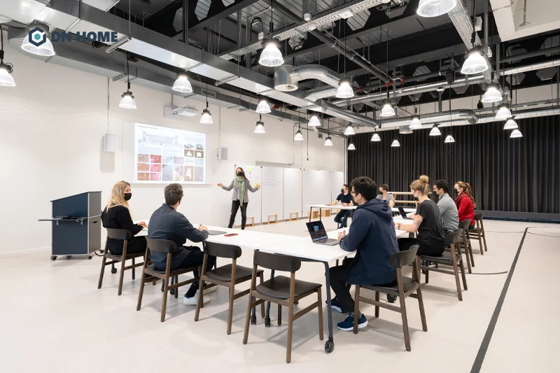 Ứng dụng không gian mở hoàn toàn trong không gian văn phòng tài chính PostFinance