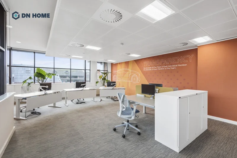 Hình ảnh sản phẩm ô tô Peugeot được lồng ghép ấn tượng và nổi bật bên trong văn phòng PSA Finance