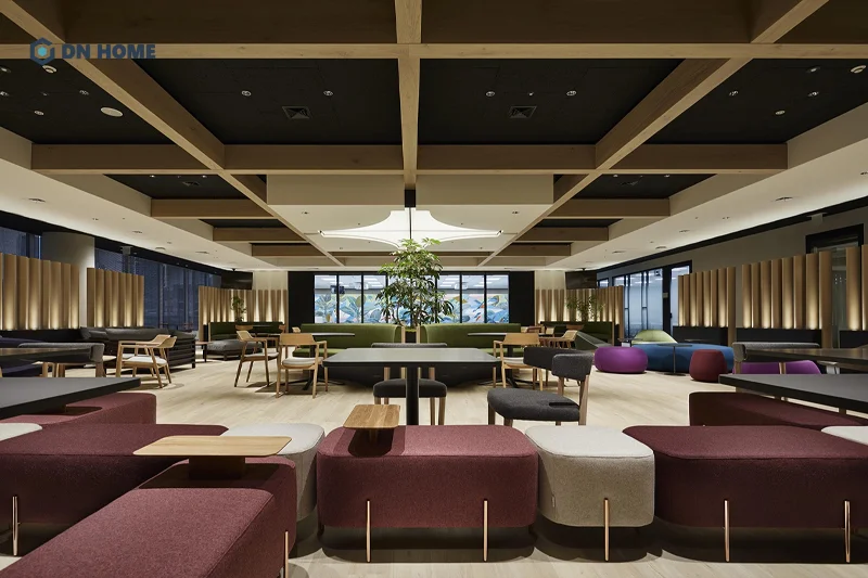 Nội thất thấp và đơn giản thường được lựa chọn cho không gian văn phòng Nhật Bản truyền thống