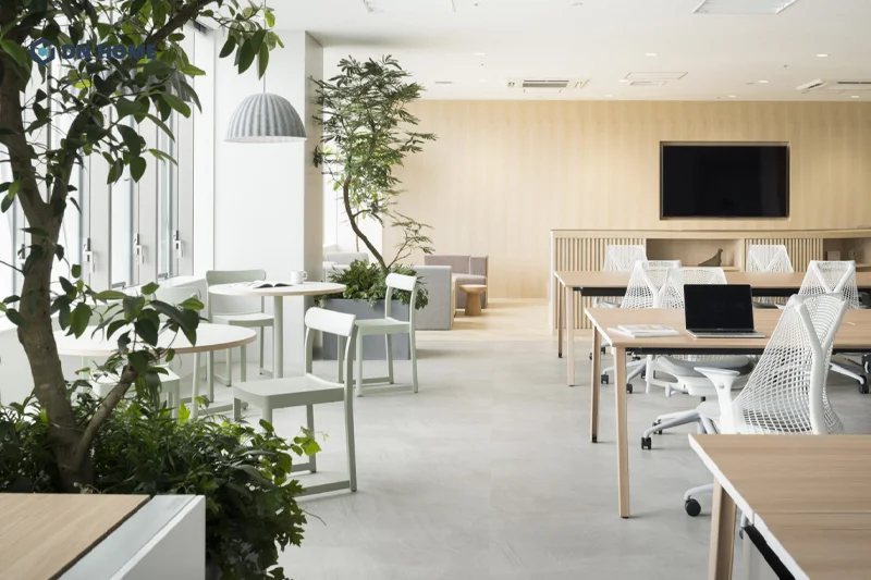 Văn phòng kiểu Nhật đề cao sự tối giản nhằm tạo nên không gian làm việc thoáng đãng, thoải mái