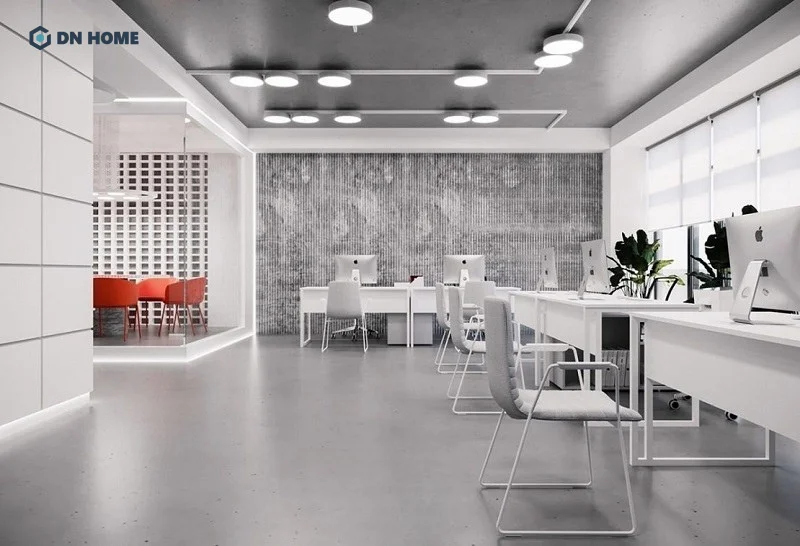 Bố trí hợp phong thủy cho mệnh Kim với bàn gần ánh sáng, vật dụng kim loại