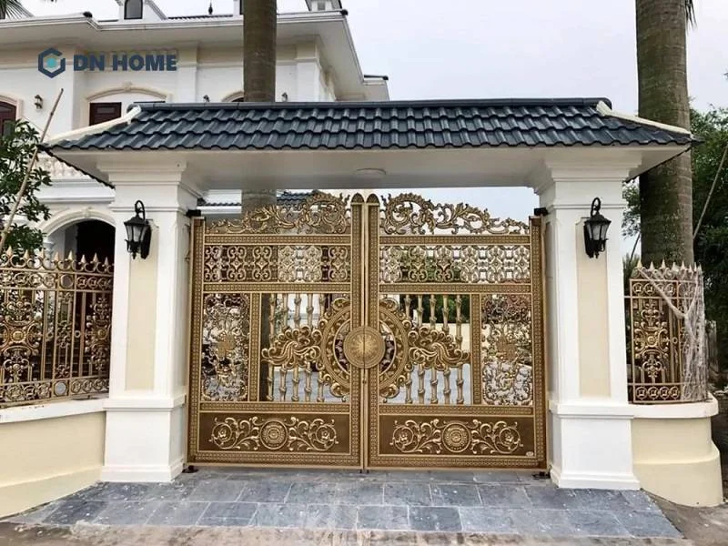 Thiết kế cổng theo phong cách này gợi cảm giác sang trọng và một chút hoài cổ
