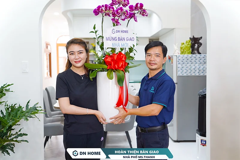 Sáng ngày 02.01.2026, DN HOME chính thức bàn giao nhà phố cho gia đình Ms.Thanh tại Quận 8, TP.HCM