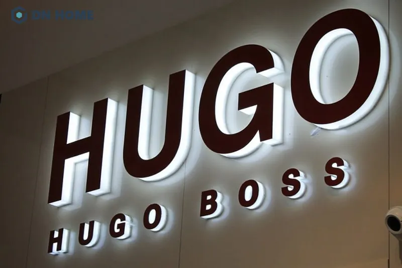 Bảng hiệu mica đèn LED giúp cửa hàng, doanh nghiệp của bạn luôn thu hút cả sáng lẫn đêm