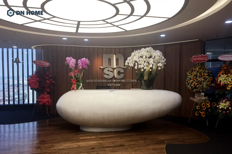 Quầy lễ tân thiết kế cách điệu theo phong cách, định hướng của spa dễ dàng tạo điểm nhấn