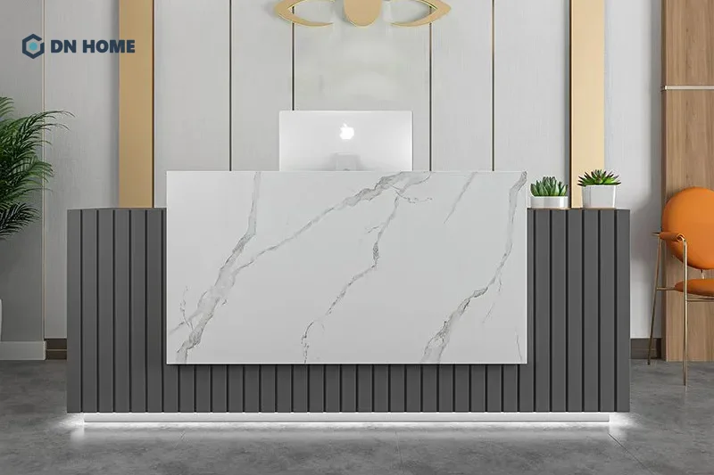 Với chiều dài 1m8, bạn có thể bố trí các vật dụng trang trí để tạo điểm nhấn thẩm mỹ