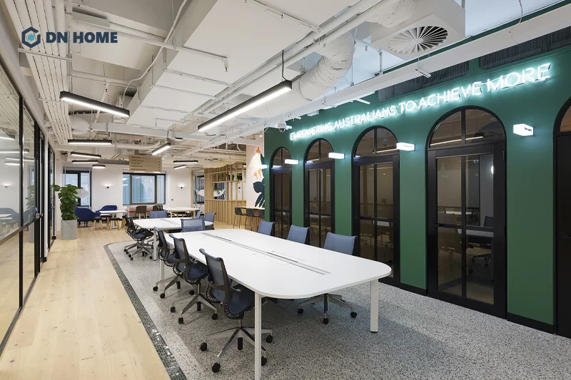 Toàn bộ không gian làm việc bên trong văn phòng công nghệ Microsoft đều được thiết kế với không gian mở