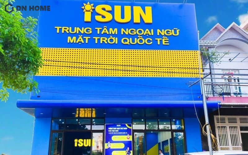 Mẫu bảng hiệu với kiểu chữ và cách phối màu chuyên nghiệp