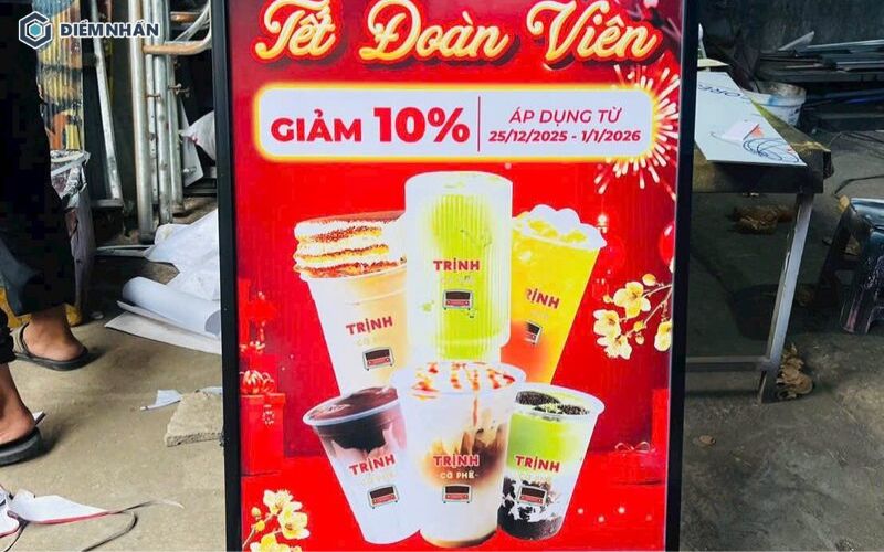 Biển hiệu đứng có bề mặt in Hiflex sắc nét, đẹp mắt