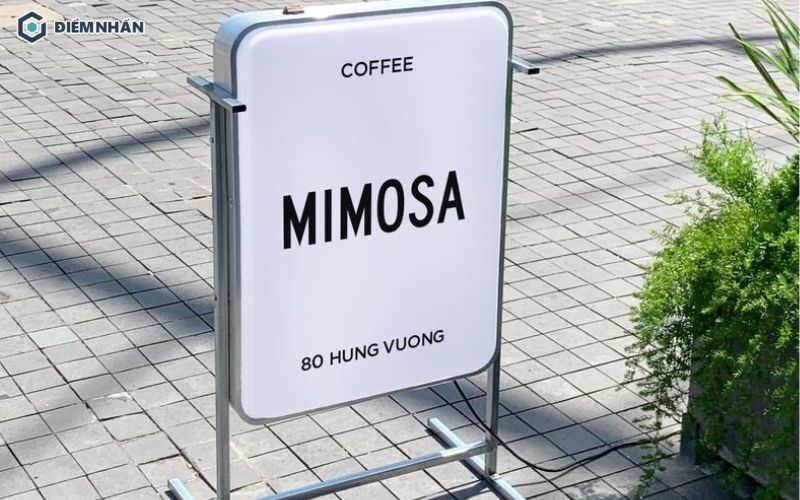 Khung xương bảng hiệu là bộ phận chịu lực quan trọng nhất, quyết định sự vững chắc và hình dáng của bảng hiệu