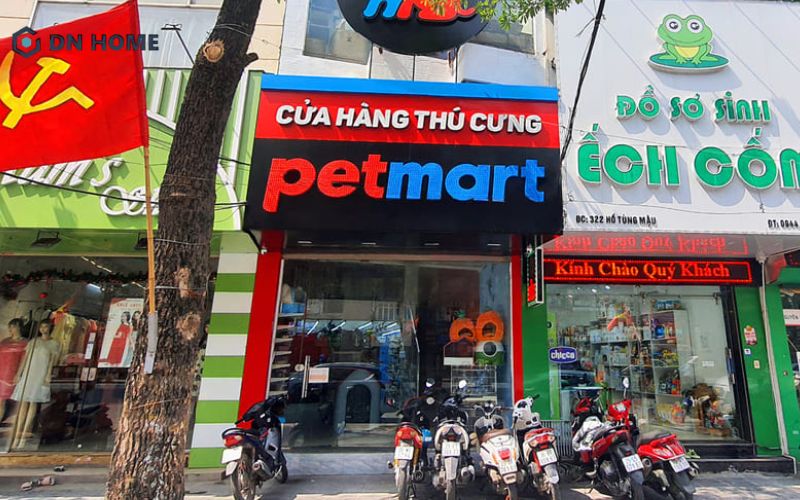 Có thể dùng hình ảnh chó, mèo để tăng tính nhận diện cho cửa hàng