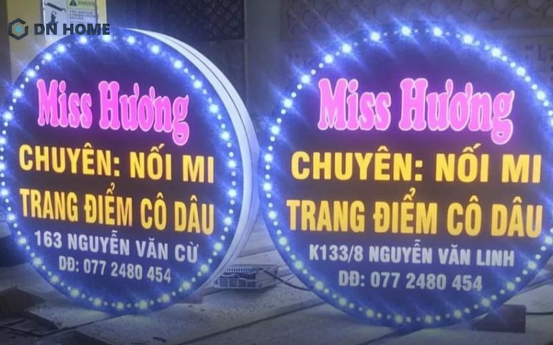 Hiệu ứng ánh sáng giúp bảng hiệu trở nên sinh động và dễ nhận diện từ xa