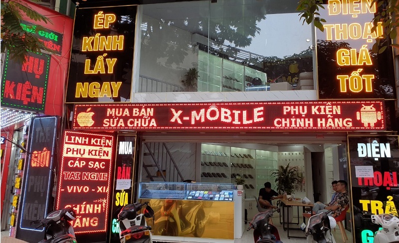 Màu sắc của bảng hiệu phải hài hòa, thông tin trình bày nổi bật